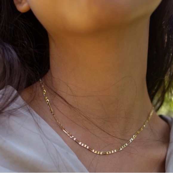 Genuine 10K Yellow Gold Figaro Style Necklace - Picture 3 of 3